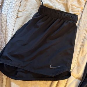 Nike Shorts Size M